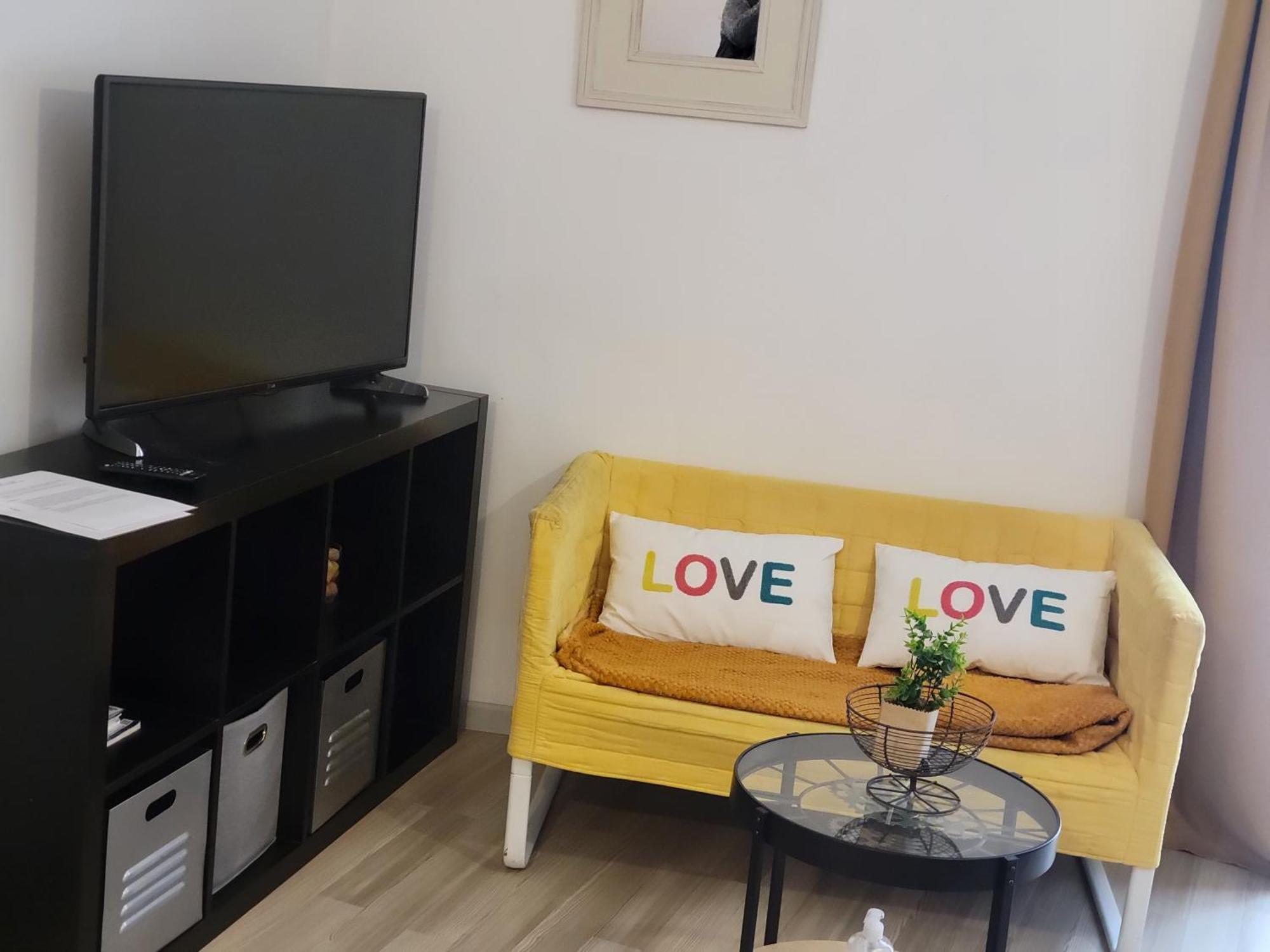 Studio Au Coeur De Viviers Esterno foto